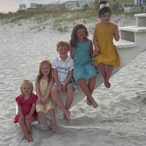 Meet your Posher, Carolyn